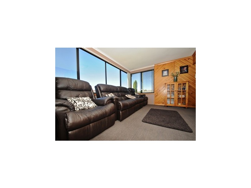 16 Springfield Court, Devonport TAS 7310