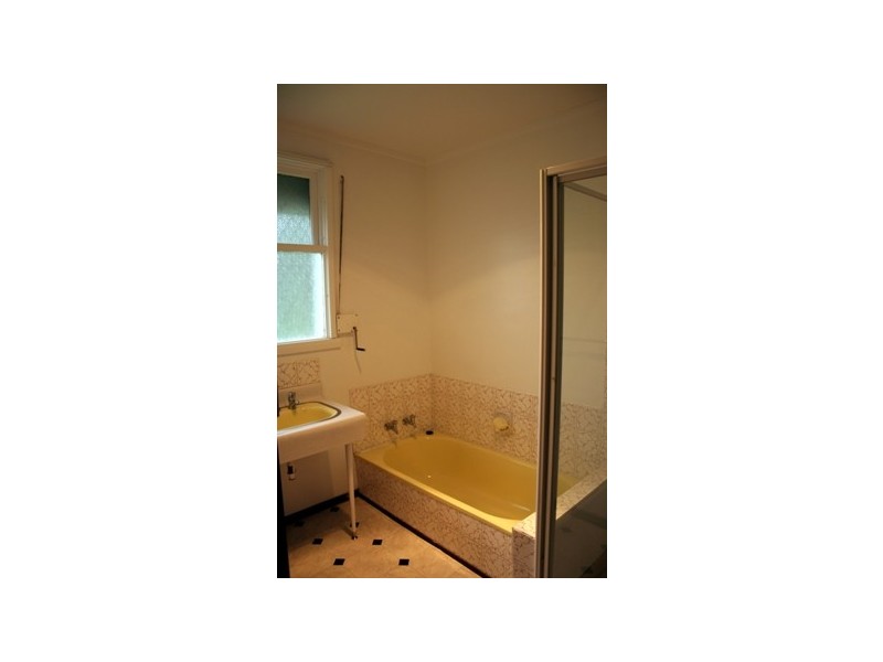 15 College Court, Devonport TAS 7310