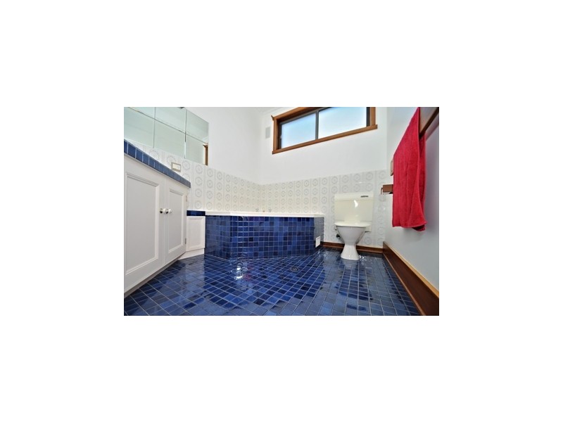 21 Oakwood Drive, Ambleside TAS 7310