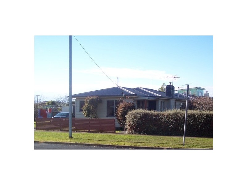 114 George Street, Devonport TAS 7310