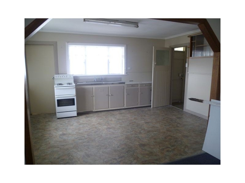 180 Best Street, Devonport TAS 7310