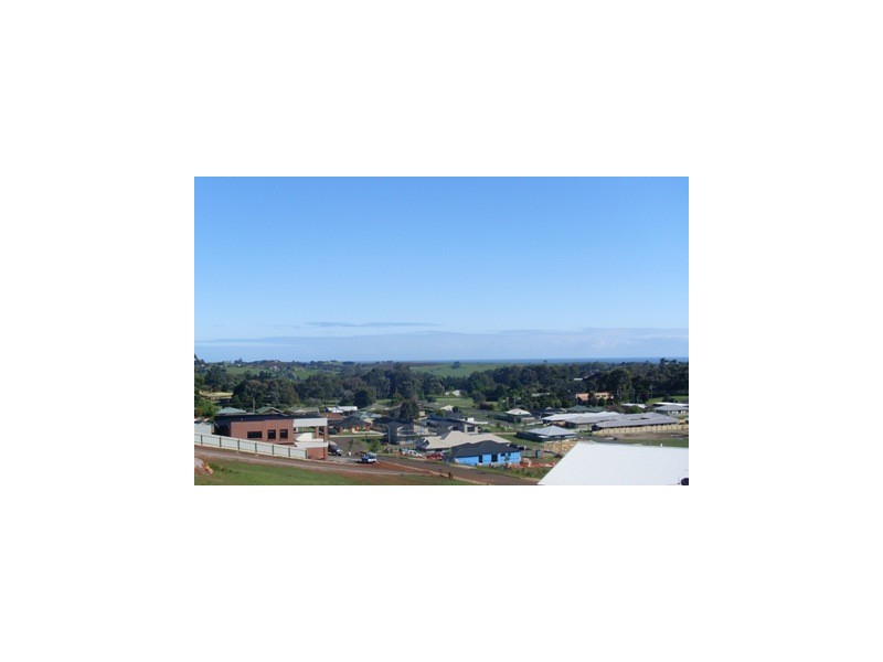 25 McCall Terrace, Stony Rise TAS 7310