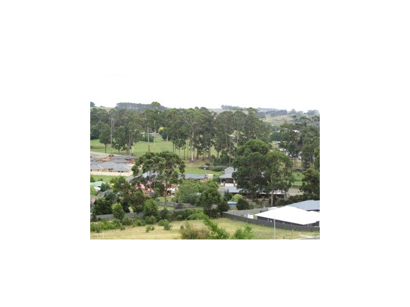 14 Hedstrom Drive, Stony Rise TAS 7310