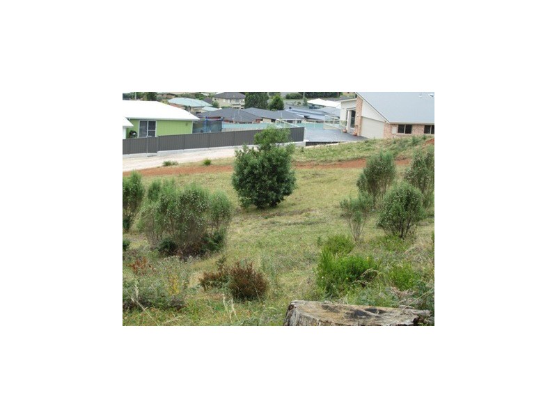 14 Hedstrom Drive, Stony Rise TAS 7310