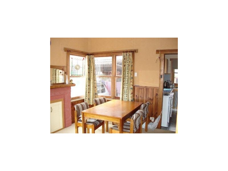 95 Wenvoe St, Devonport TAS 7310