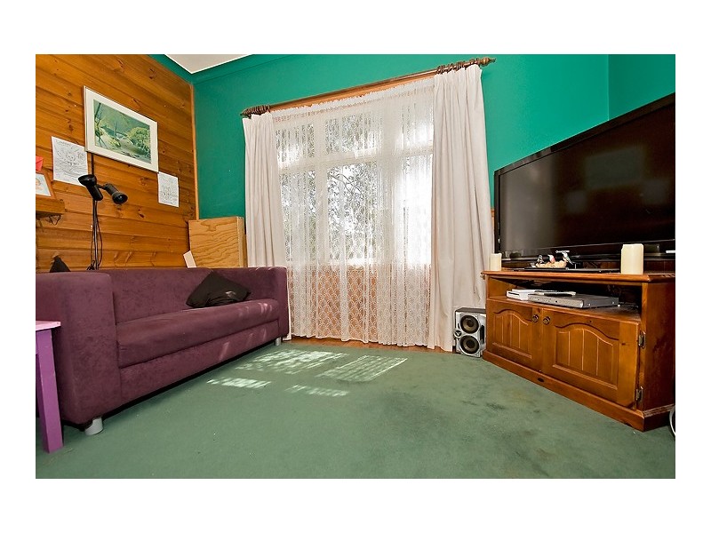 13 Ashgrove Street, Devonport TAS 7310