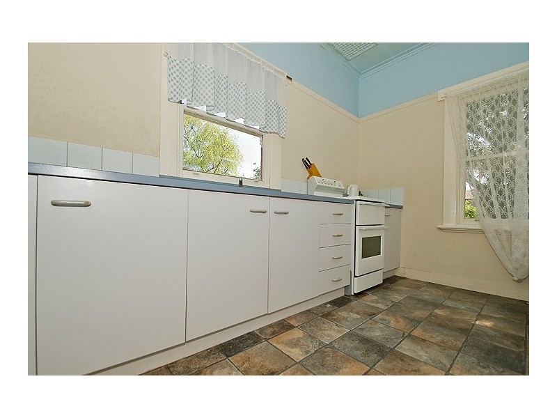 13 Ashgrove Street, Devonport TAS 7310