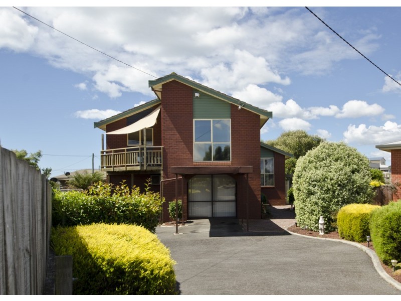 2 Glen Court, Devonport TAS 7310