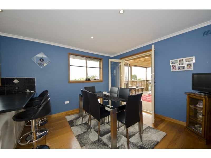 2 Glen Court, Devonport TAS 7310