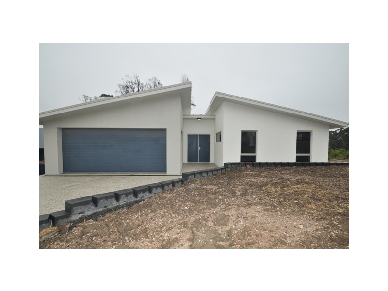 27 Georgiana Street, Devonport TAS 7310