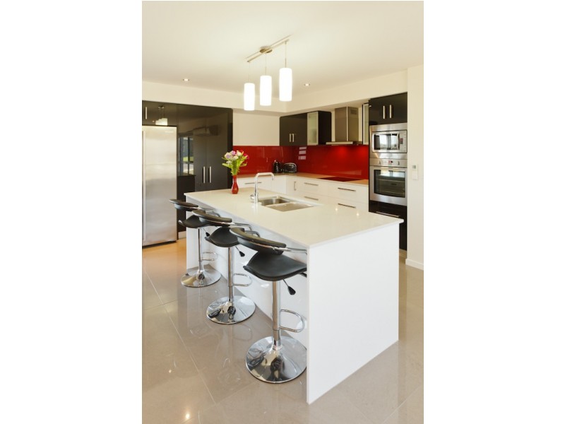 5 Franklin Drive, Shearwater TAS 7307