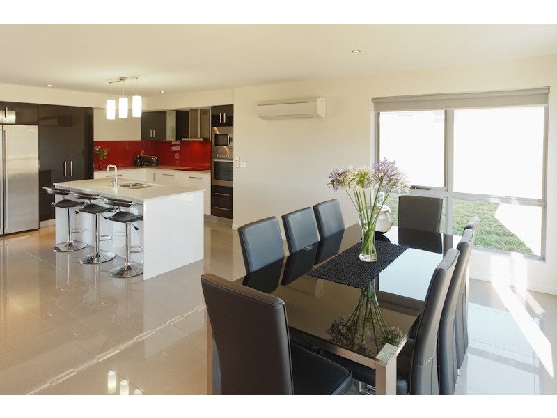 5 Franklin Drive, Shearwater TAS 7307