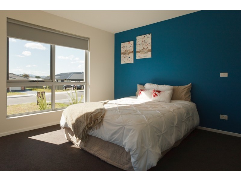 5 Franklin Drive, Shearwater TAS 7307