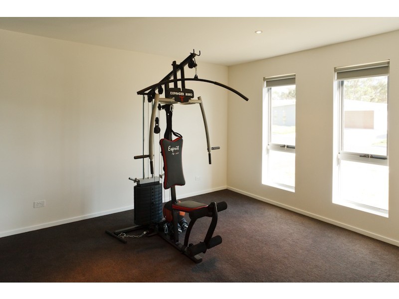 5 Franklin Drive, Shearwater TAS 7307