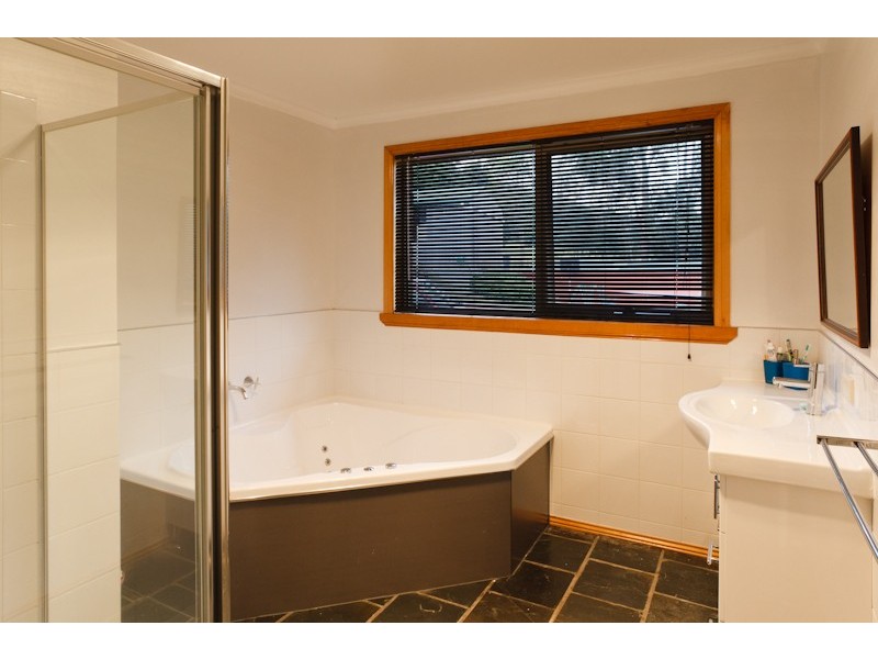 23 Atkins Drive, Acacia Hills TAS 7306