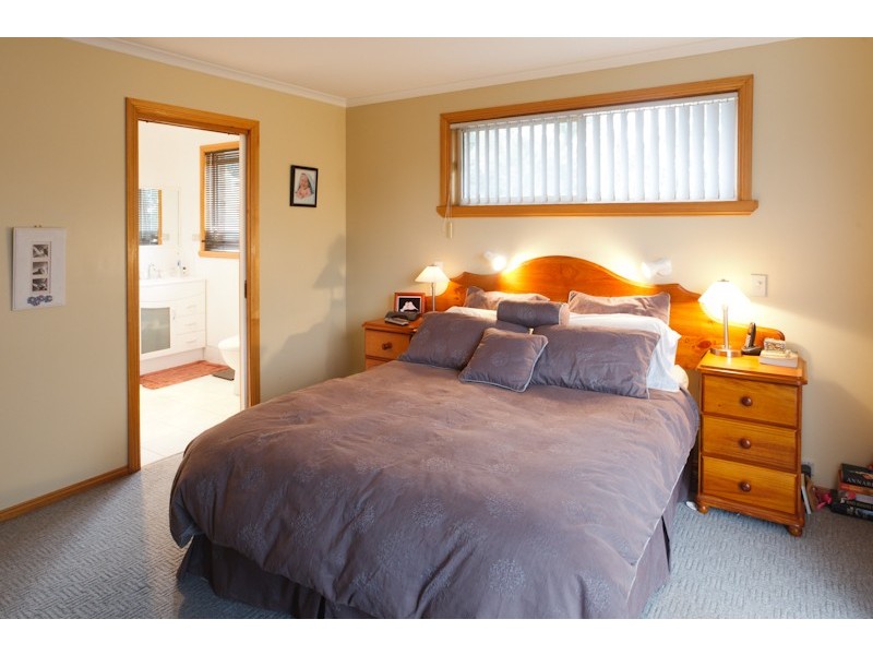 23 Atkins Drive, Acacia Hills TAS 7306