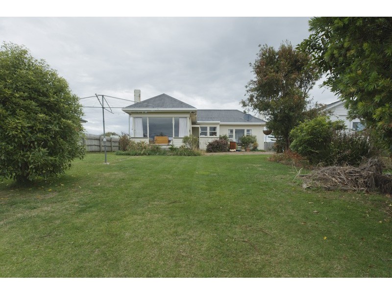52 Nicholls Street, Devonport TAS 7310
