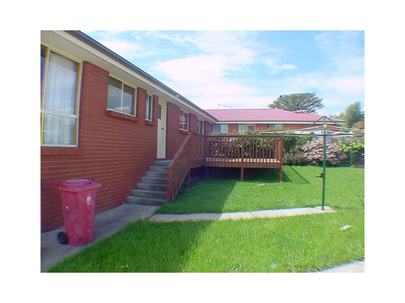 25 Rothesay Close, Newnham TAS 7248