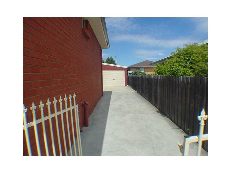 25 Rothesay Close, Newnham TAS 7248
