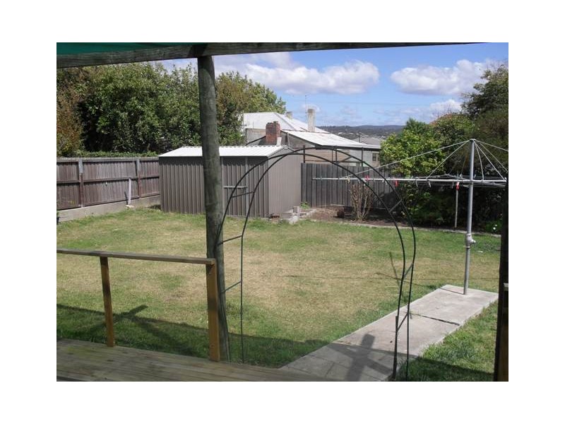 7 Sebastian Court, Newnham TAS 7248