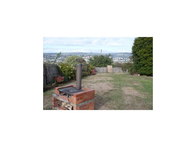 98 Wildor Crescent, Ravenswood TAS 7250