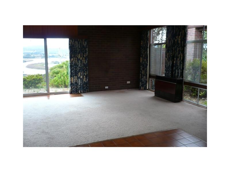 27 Newlands Street, Trevallyn TAS 7250
