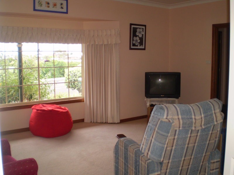 8 South Street, George Town TAS 7253