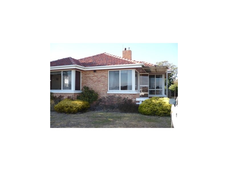 27 Esplanade South Street, George Town TAS 7253