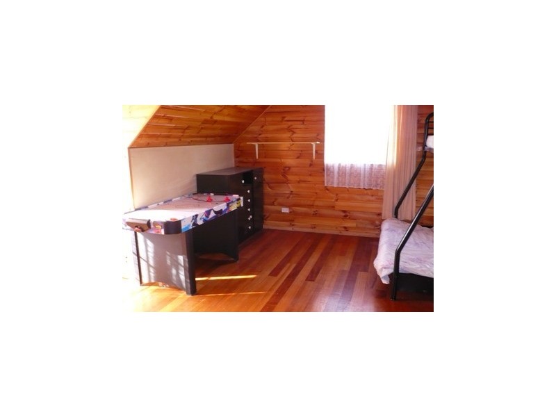 12 Weld Street, Beaconsfield TAS 7270