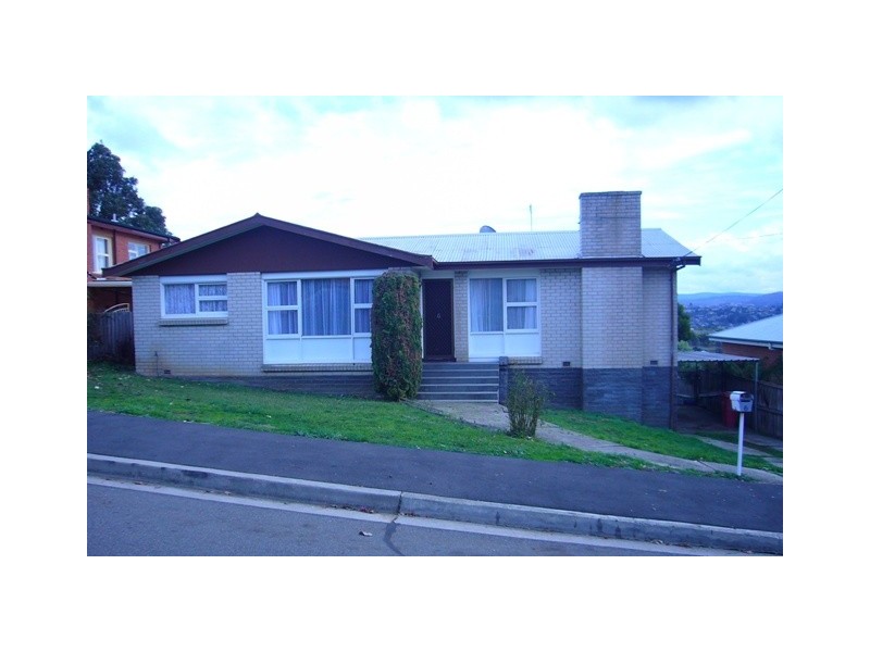 6 Craig Street, Waverley TAS 7250