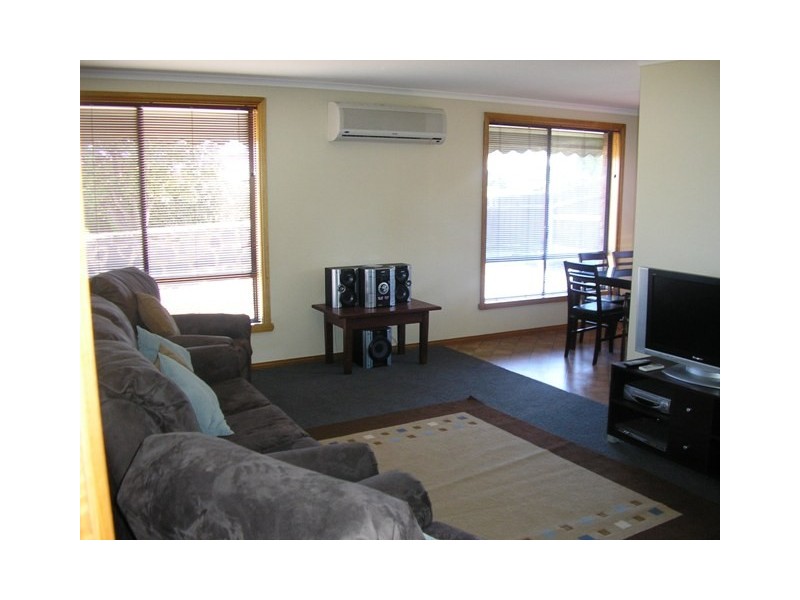 15 Bishops Drive, Newnham TAS 7248