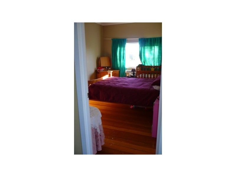 11 Garrett Street, Beauty Point TAS 7270