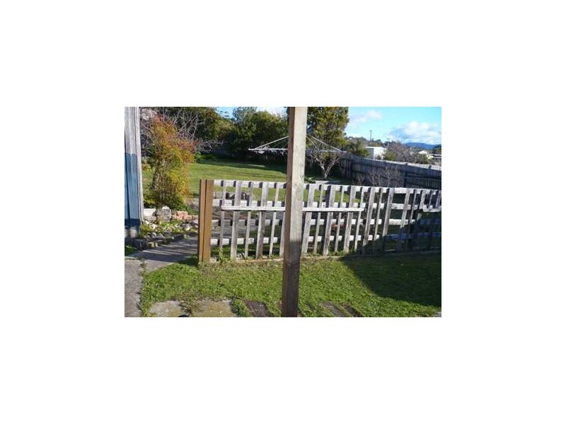 11 Garrett Street, Beauty Point TAS 7270