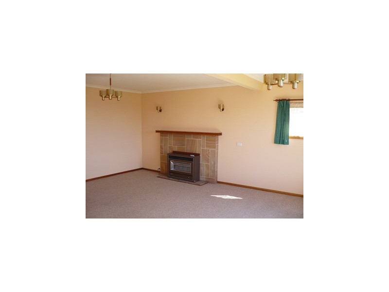 10 Ross Street, Beauty Point TAS 7270