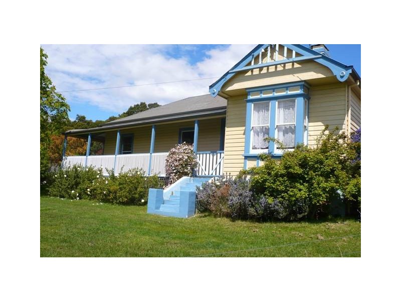17 Main Road, Exeter TAS 7275