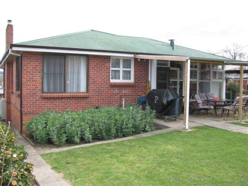 10 Parua Road, Newnham TAS 7248