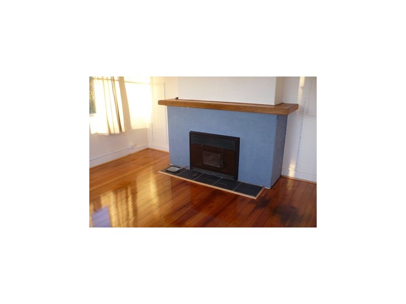 1 Kearle Street, Gravelly Beach TAS 7276