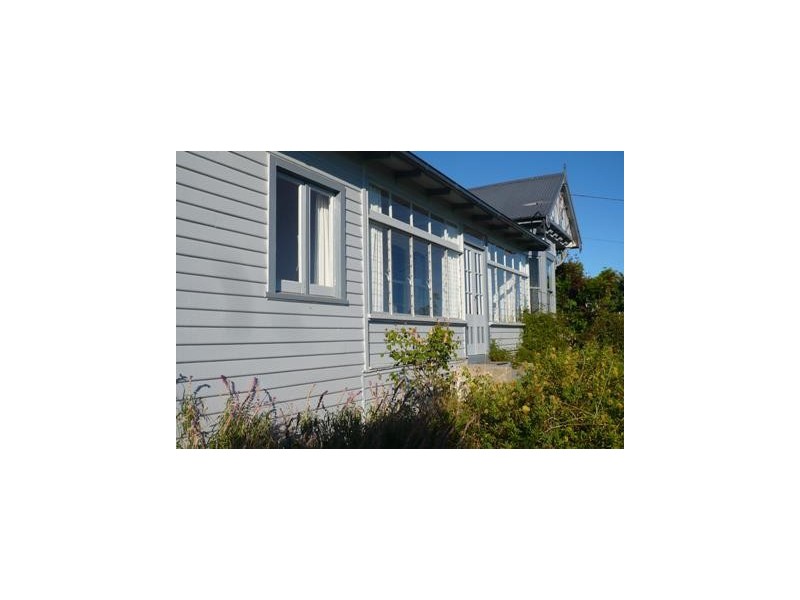 13 Main Road, Exeter TAS 7275