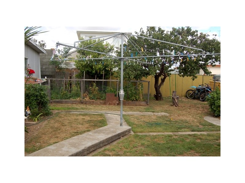 1 Wadley Street, Newnham TAS 7248
