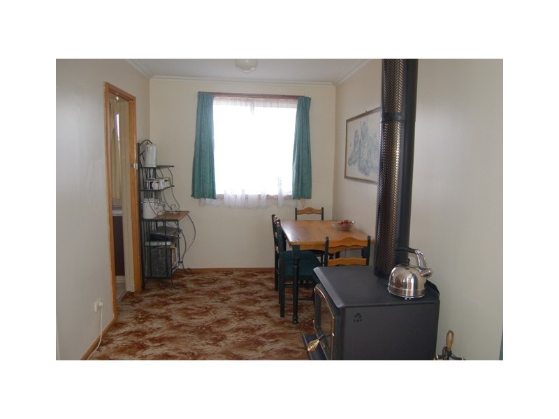 1 Wadley Street, Newnham TAS 7248