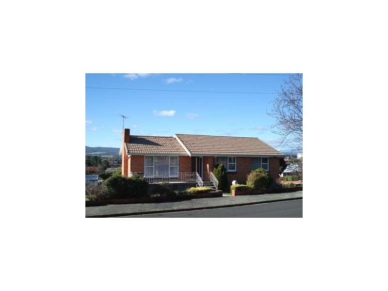 92 Panubra St, Kings Meadows TAS 7249