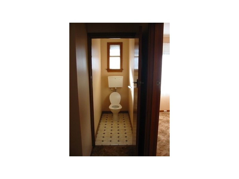 92 Panubra St, Kings Meadows TAS 7249