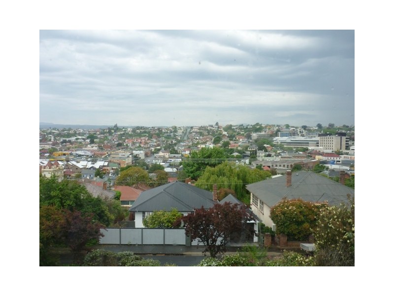 1/38 Upton Street, Launceston TAS 7250
