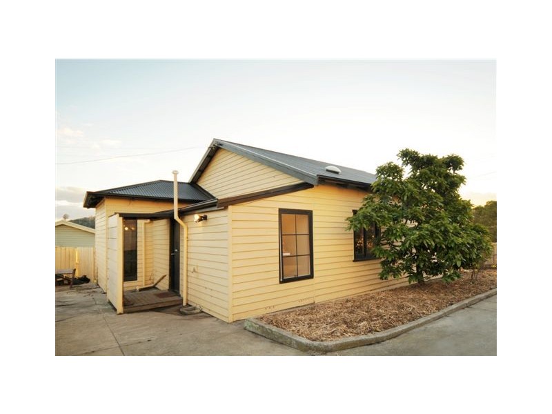 10 Quarantine Rd, Kings Meadows TAS 7249