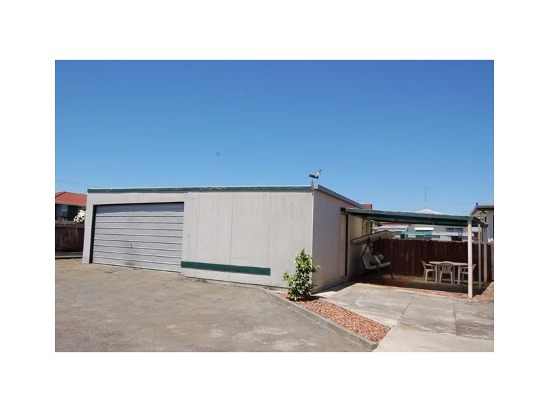 4 Wallace Street, Newnham TAS 7248