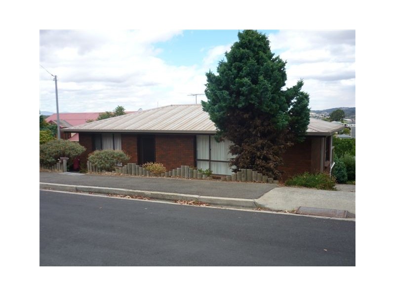 25 Kerran Crescent, South Launceston TAS 7249