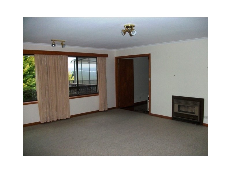 82 New World Ave, Trevallyn TAS 7250