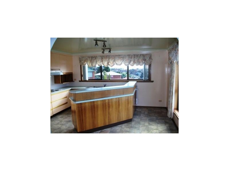 2/77 Shirley Place, Kings Meadows TAS 7249