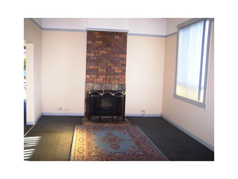 8 Queen Street, Invermay TAS 7248