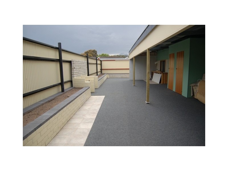 20 Calais Street, Mowbray TAS 7248